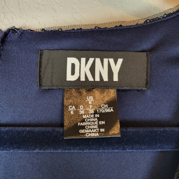 NWT DKNY Long Sleeve Side-Ruched Sequin Gown in Navy Size 6 - Picture 14 of 16